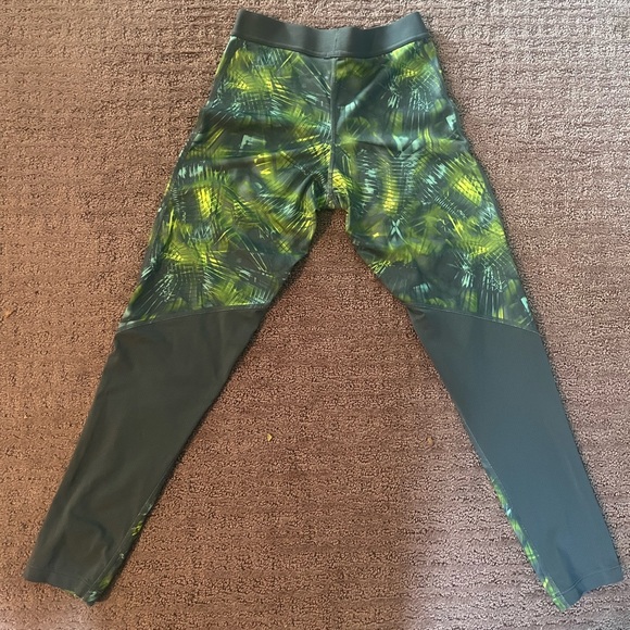 Nike Pro Dri Fit Large - Picture 3 of 3